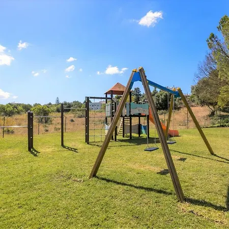 Marina Park Garden In Apartment